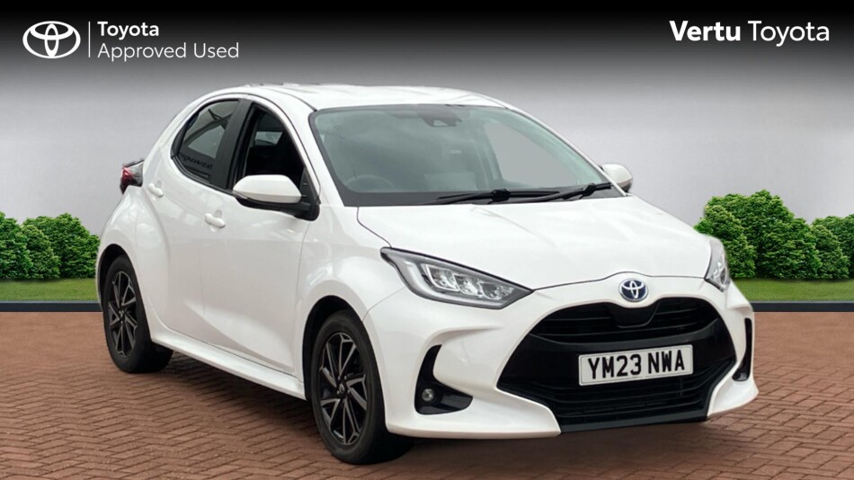 Toyota Yaris 1.5 Hybrid Design 5dr CVT Hybrid Hatchback